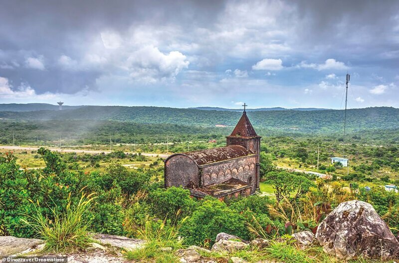 Заброшенная церковь, Национальный парк Бокор, Камбоджа
