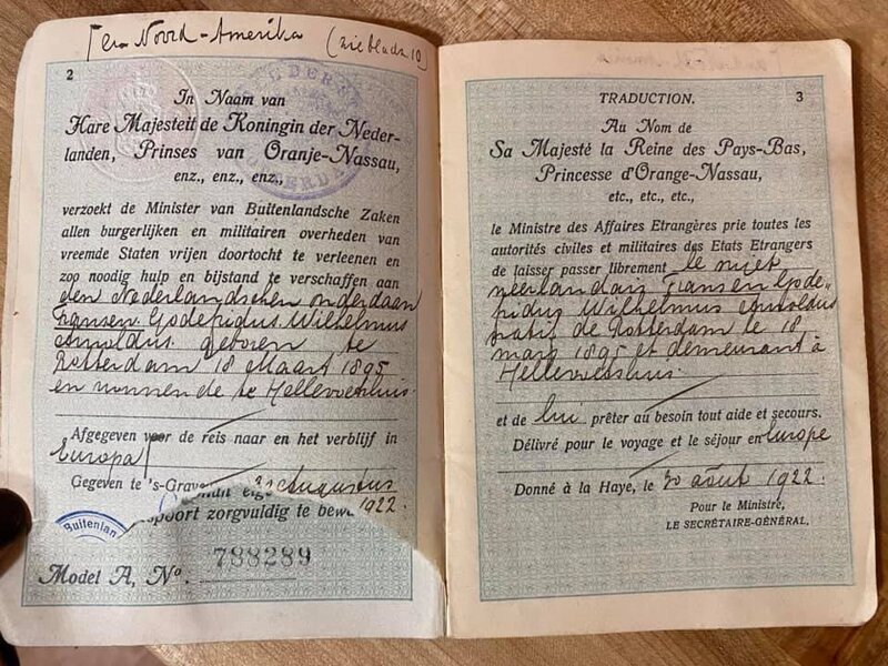 Как выглядел европейский паспорт 100 лет назад?