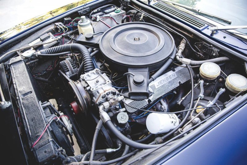 Мотор Chrysler V8 объемом 383 кубических дюйма – 6,3 литра