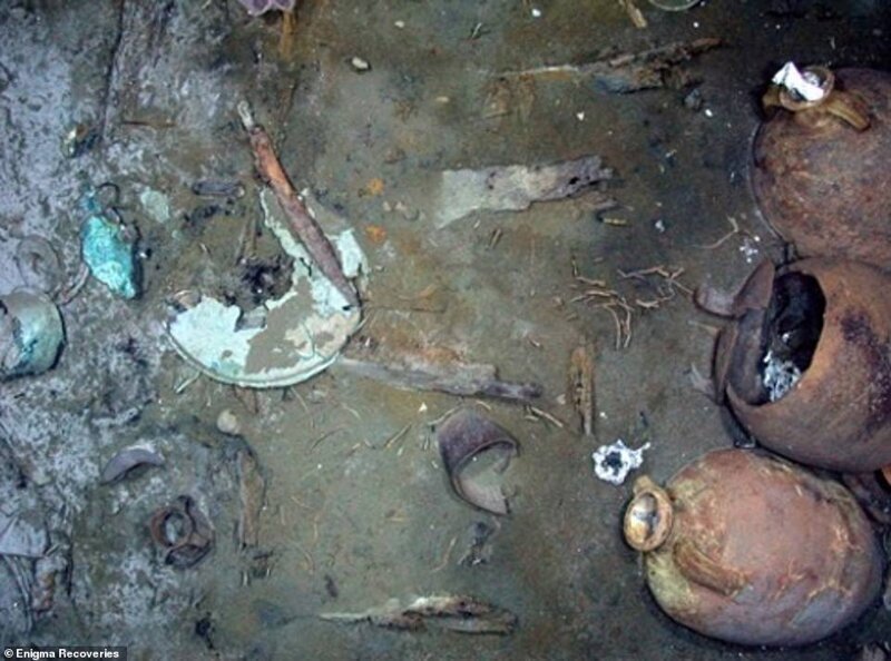 Ученые нашли "кладбище кораблей" с сокровищами между Кипром и Ливаном