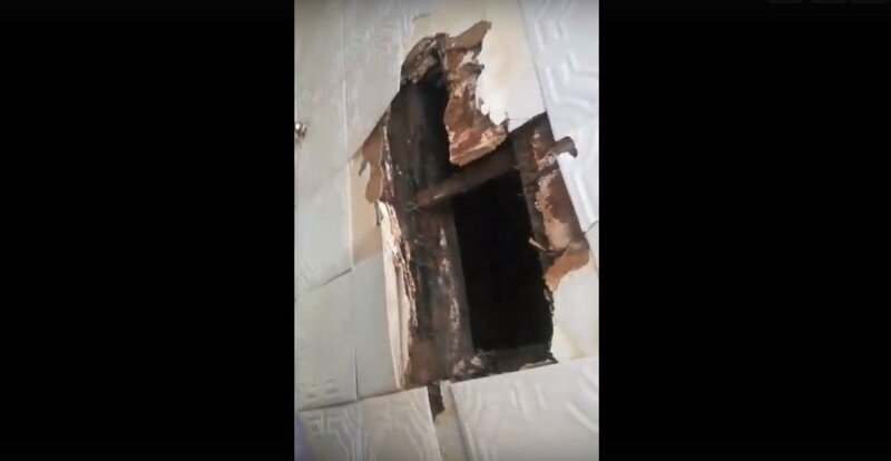 В аварийном доме в Орле обрушился потолок