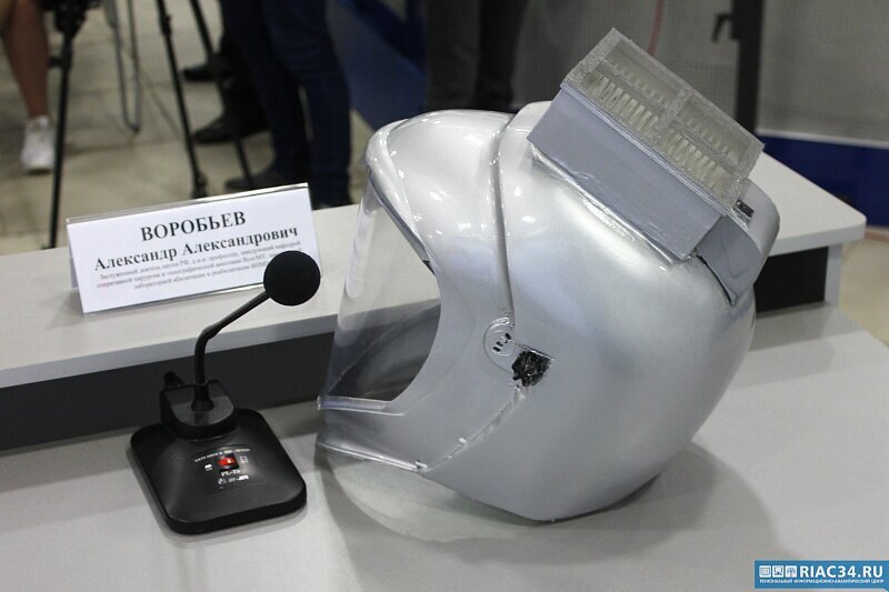 Ученые из Волгограда создали защитный шлем от коронавируса