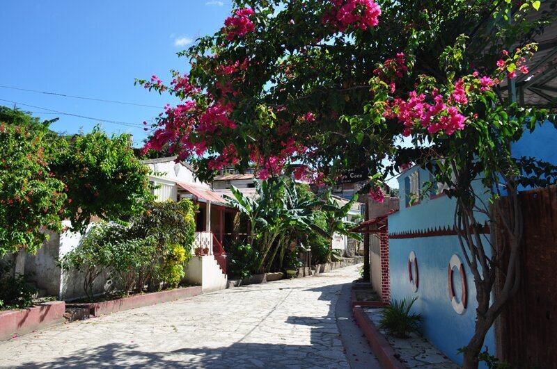 Куба. Церковь Эль-Кобре и остров Кайо-Гранма