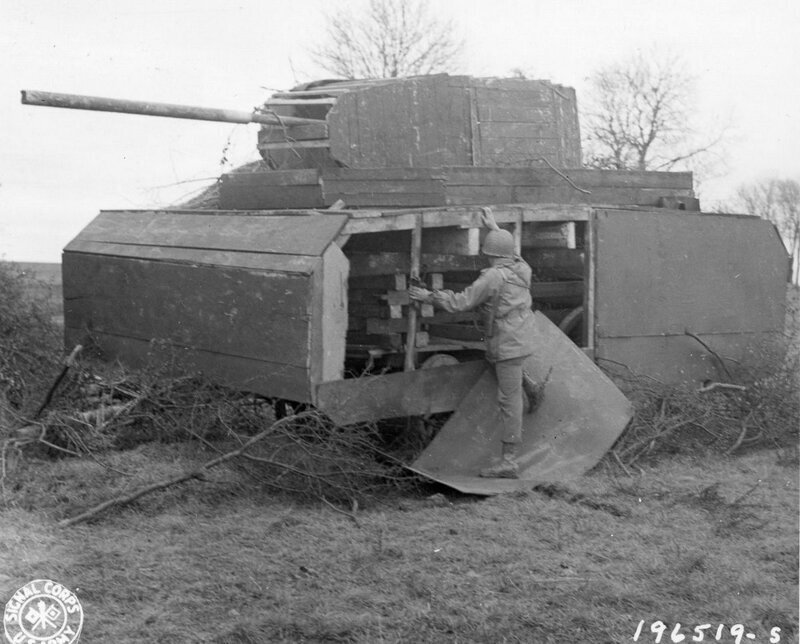 Как хитрили на войне с не очень тяжёлой техникой. Фотографии 1918-1954 годов