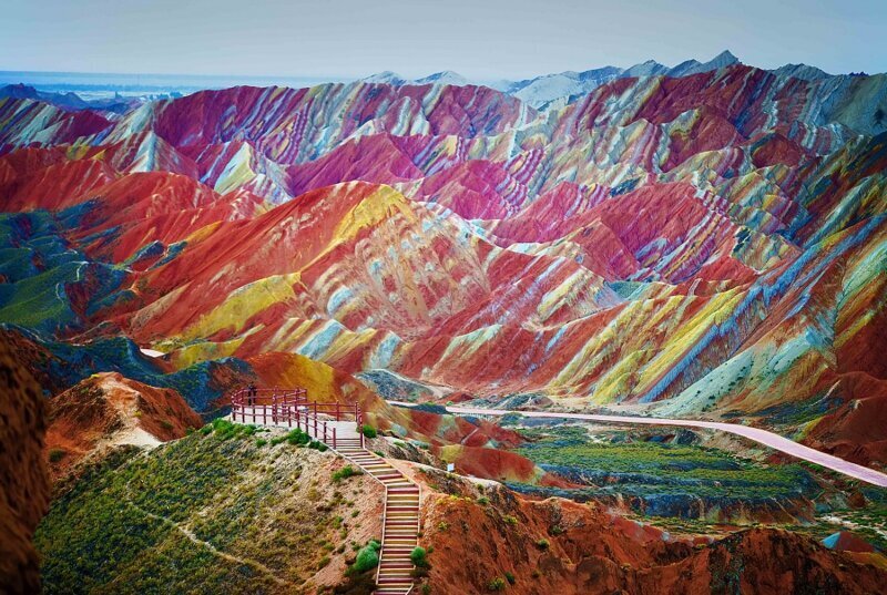 Разноцветные горы, Национальный геопарк Чжанъе Данься, Китай.