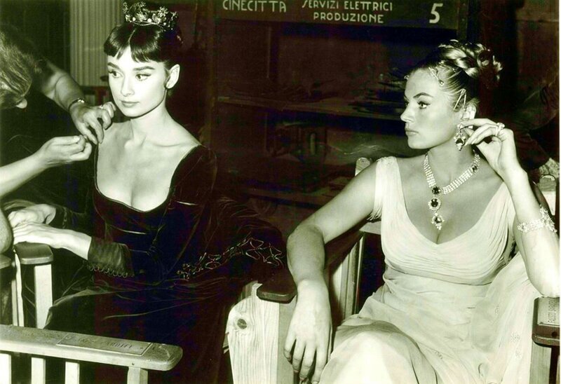 Одри Хепберн и Анита Экберг на съемках «Войны и мира», 1956.