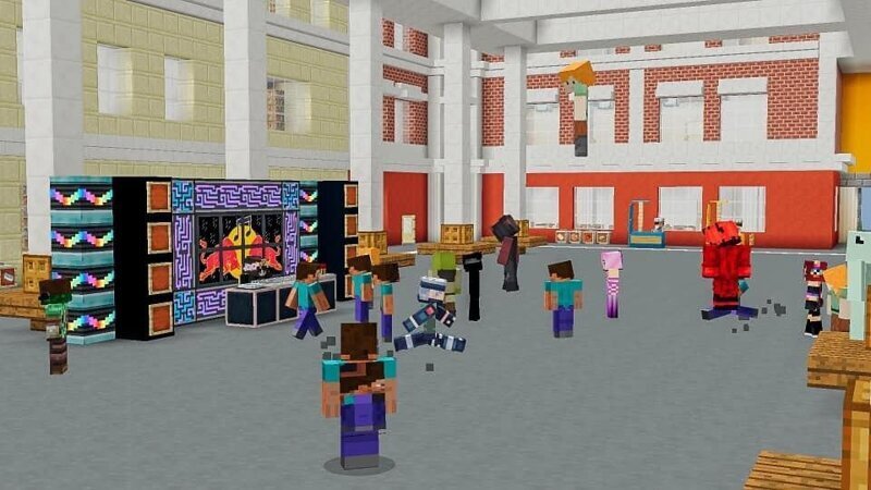 ВШЭ на фоне пандемии коронавируса открыла корпус в Minecraft. Поздравить студентов пришёл ректор