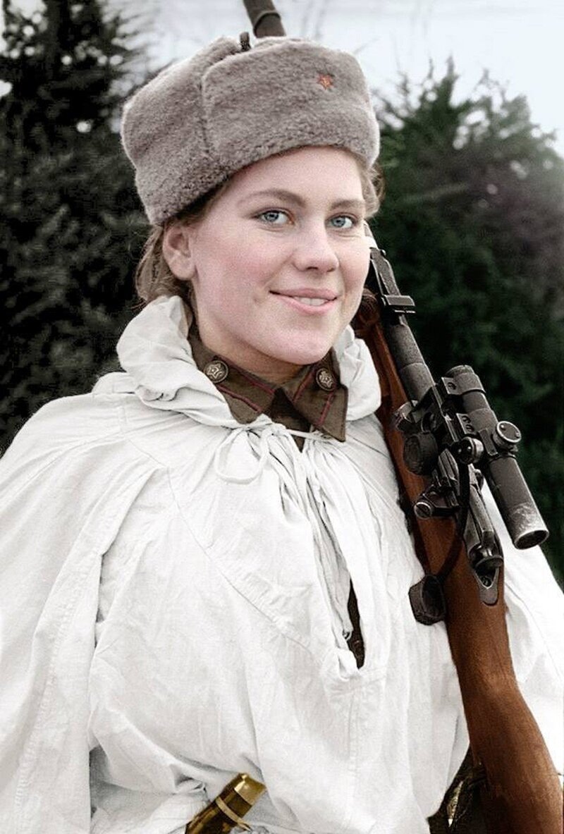 Роза Шанина - снайпер. В боях она участвовала менее года и погибла 28 января 1945 года в ходе Восточно-Прусской операции. К своим 20 годам Роза Шанина ликвидировала как минимум 59 гитлеровцев