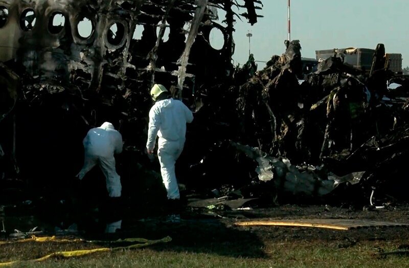 Пилот сгоревшего Sukhoi Superjet 100 впервые детально рассказал о злополучной посадке самолета