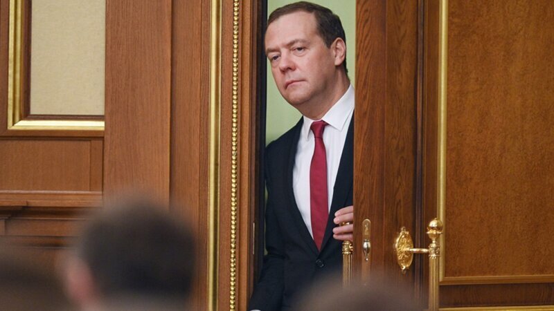 Дмитрий Медведев 