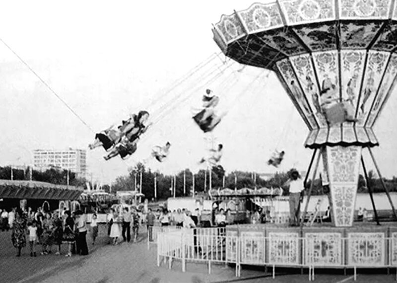 Чехословацкий Луна-парк радость советских детей. Назад в СССР