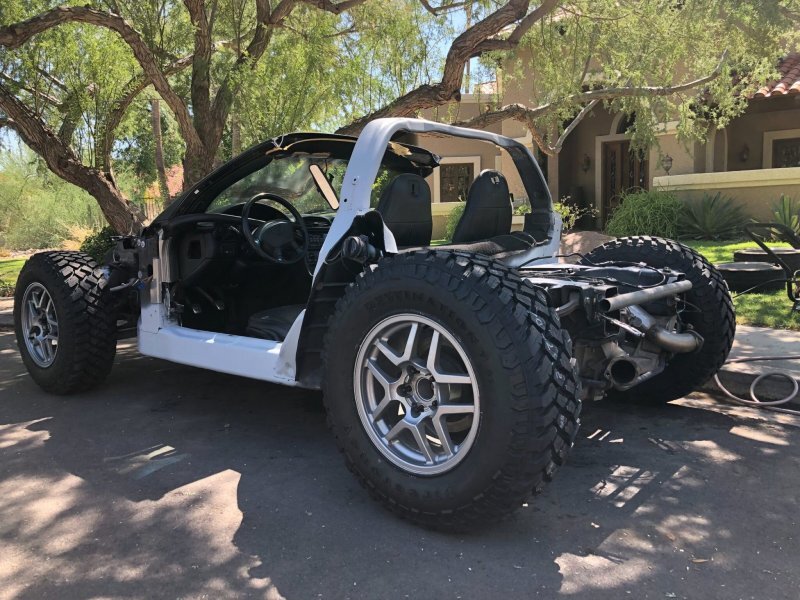 Chevrolet Corvette Buggy — сумасшедшая машина для преодоления песчаных дюн