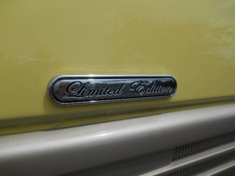 "Benzillac" — Mercedes-Benz SL скрестили с Cadillac Eldorado 60-х годов