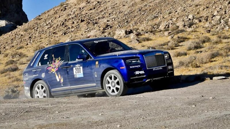 Rolls-Royce Cullinan принял участие в женском ралли и победил