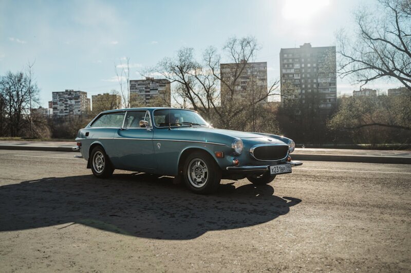 Редкий Volvo P1800 ES (1973)