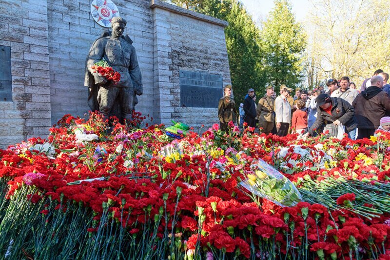 Памятники советским воинам в Европе