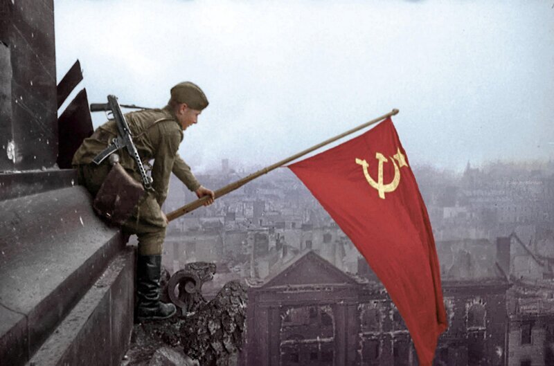 Deutsche Welle одобряет позицию Европы называть советских солдат «оккупантами»