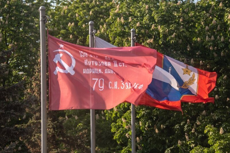 В российском Крыму, в городе русской славы — Севастополе, прошёл воздушный парад Победы (видео)