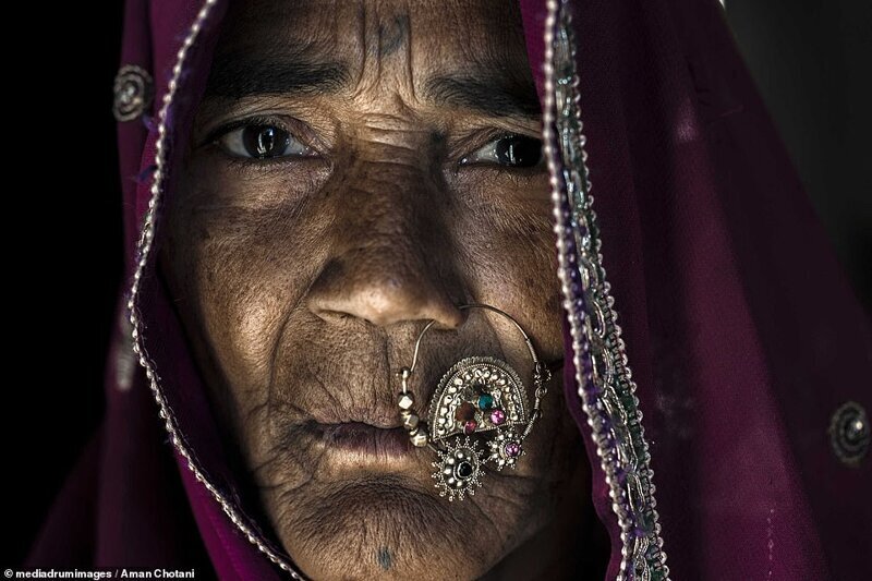 Индийский фотограф. Менндгалиеев Аман фотограф. Древнее племя индии