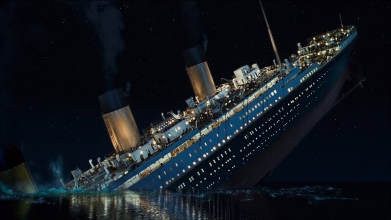 11. Если в "Титанике" (1997) оставить только сцены, происходящие в 1912 году, то хронометраж фильма составит 2 часа 40 минут - именно за это время "Титаник" в реальности затонул