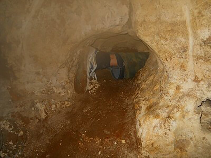 Пещера нати. Джон Джонс пещера Натти Патти.