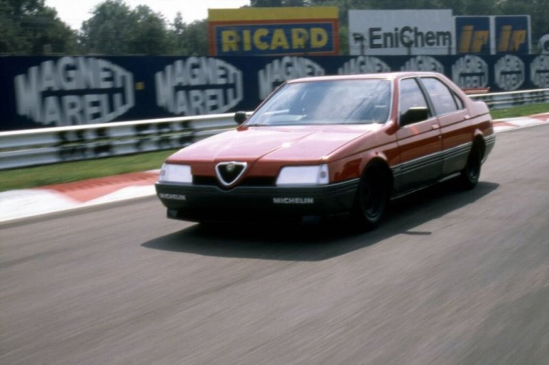 Alfa Romeo 164 с мотором V10 от Формулы-1 из 80-ых