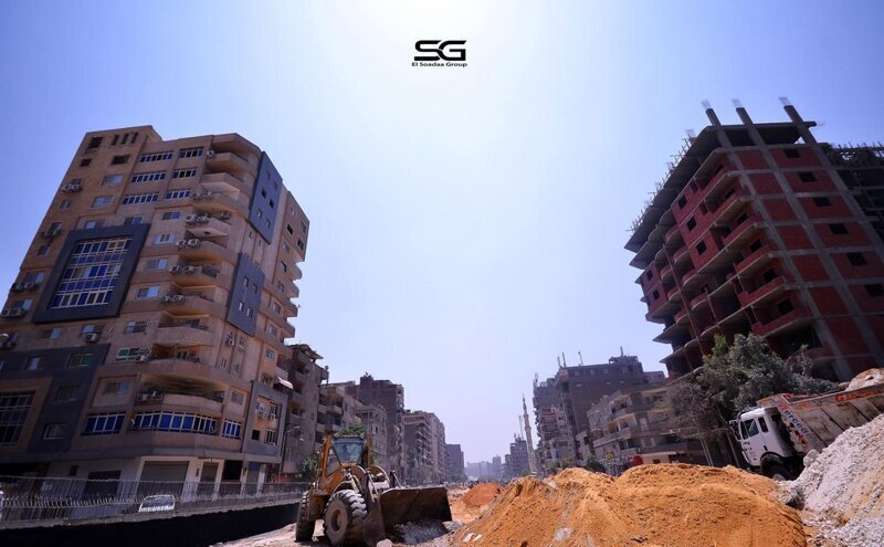 В Каире строят шоссе в считанных сантиметрах от домов