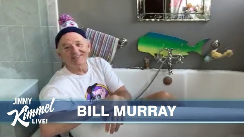Билл Мюррей дал интервью лежа в ванной