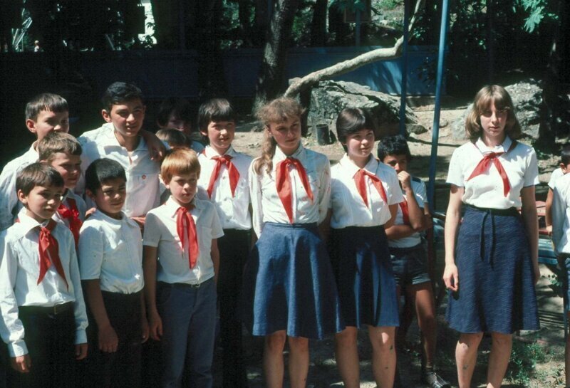 1983 год. Пионеры в Зеравшанских горах Таджикской ССР.