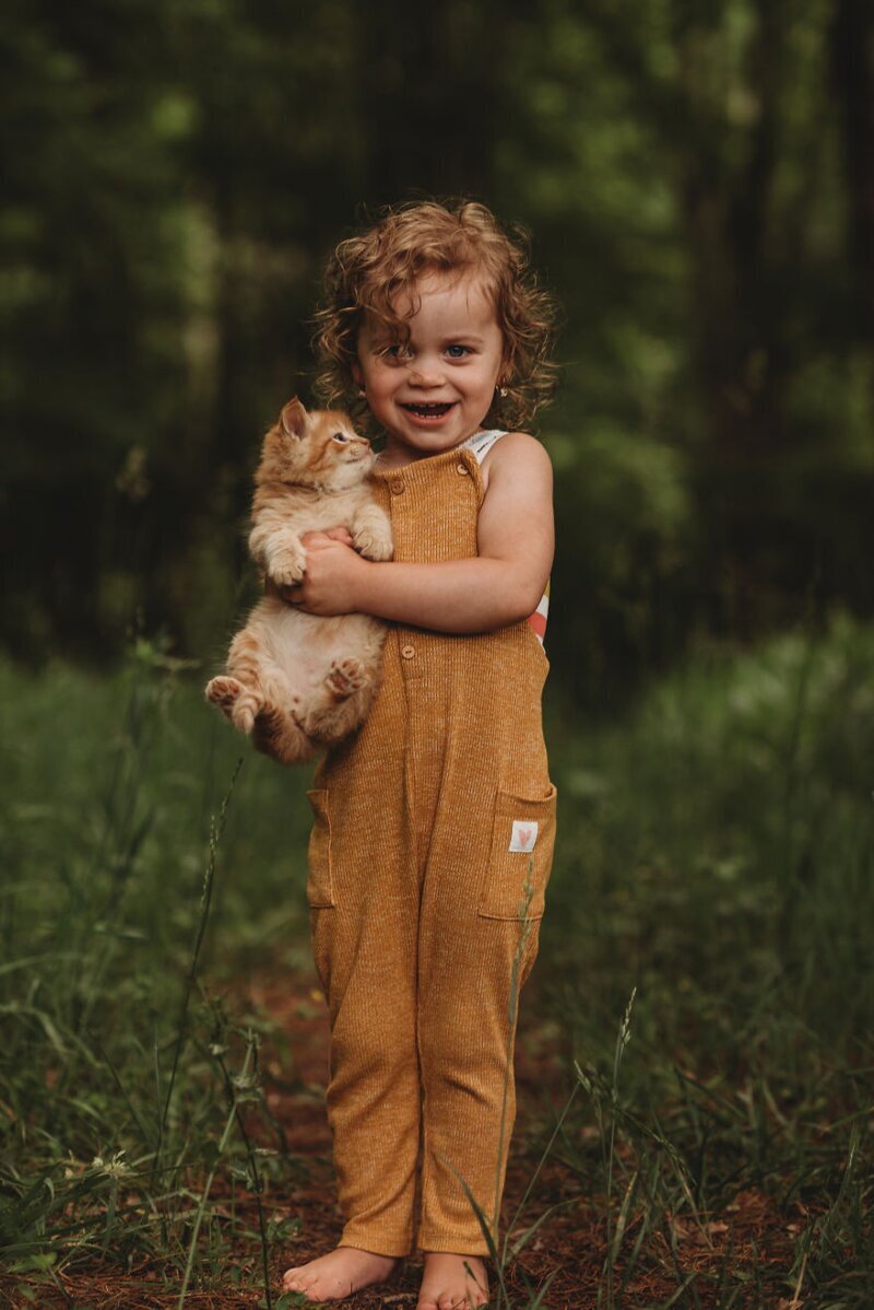 Дружба крепкая: портреты детей с животными