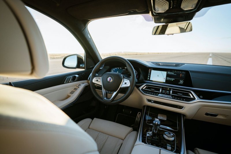 Большой, мощный и роскошный: совершенно новый BMW Alpina XB7