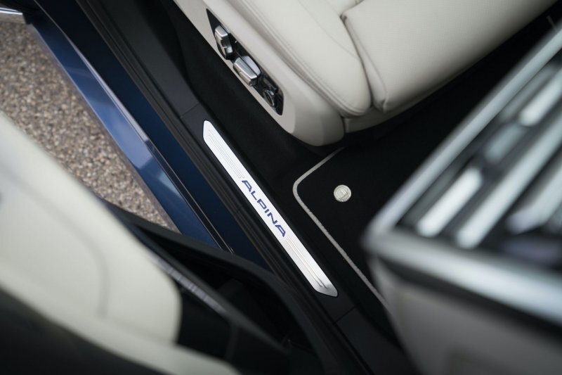 Большой, мощный и роскошный: совершенно новый BMW Alpina XB7
