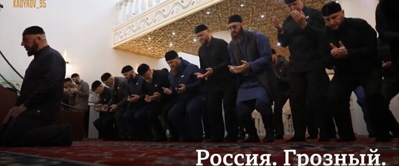 Духовное управление мусульман (ДУМ) России уведомило верующих о проведении еженедельного намаза в режиме онлайн.