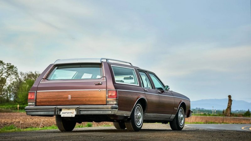 Oldsmobile Custom Cruiser — Вот на чём ездили американские семьи в «докроссоверную» эпоху