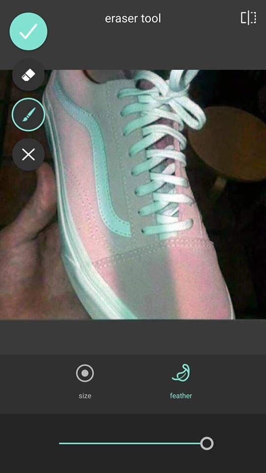 Какого цвета шнурки на кроссовках
