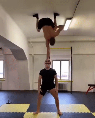 Двойное приседание