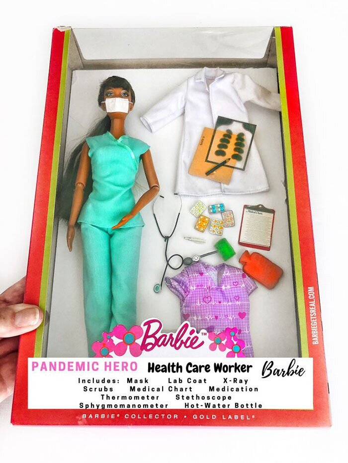 Барби - герой пандемии: Доктор