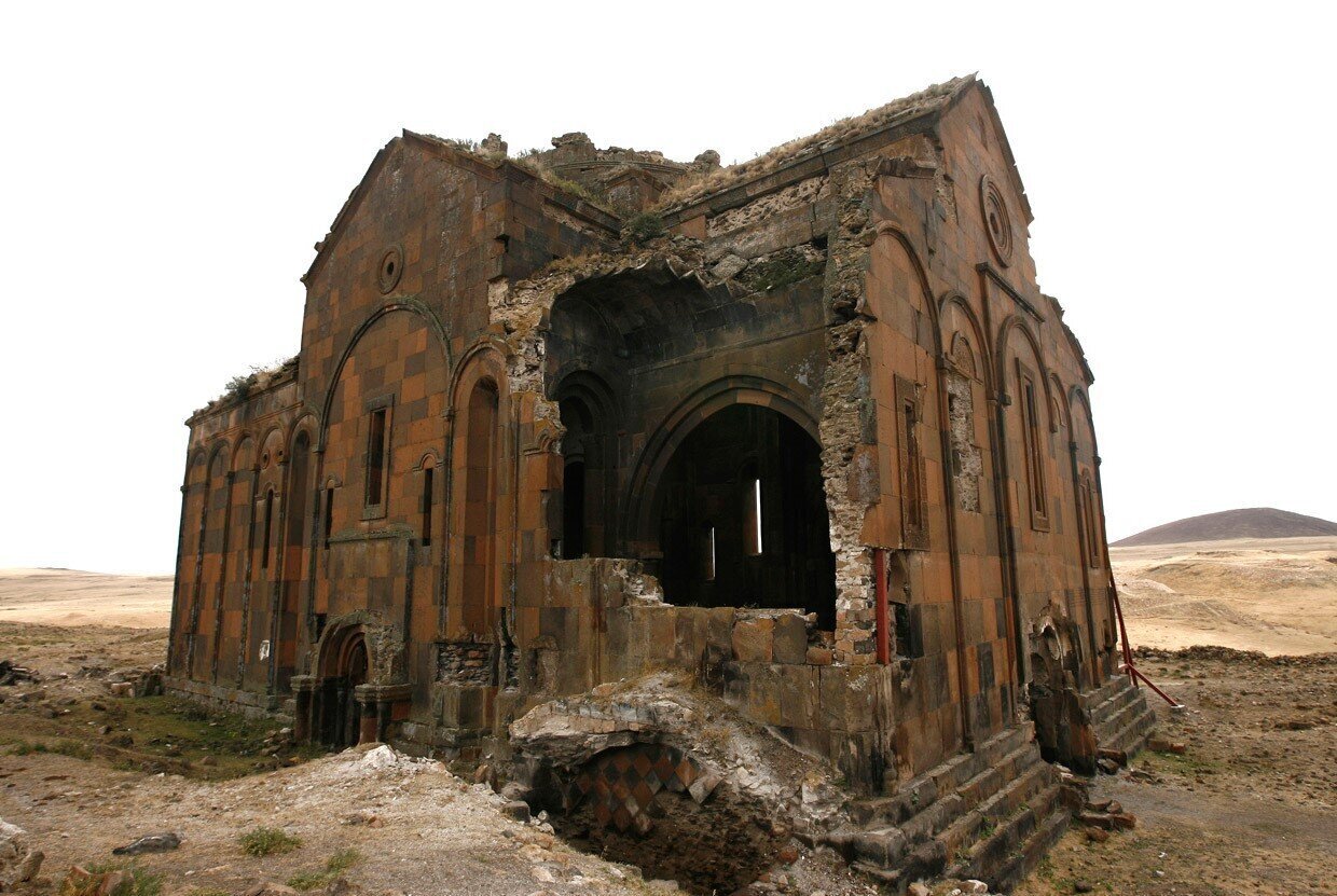 руины храмов