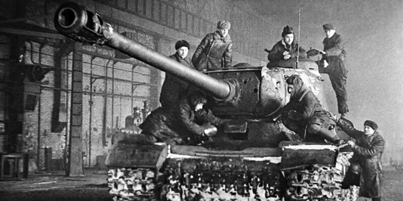 Оружие Победы: Танк имени Сталина