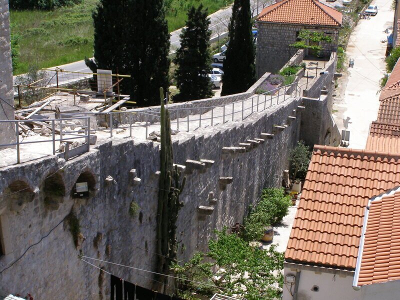 Великая хорватская стена в Стоне