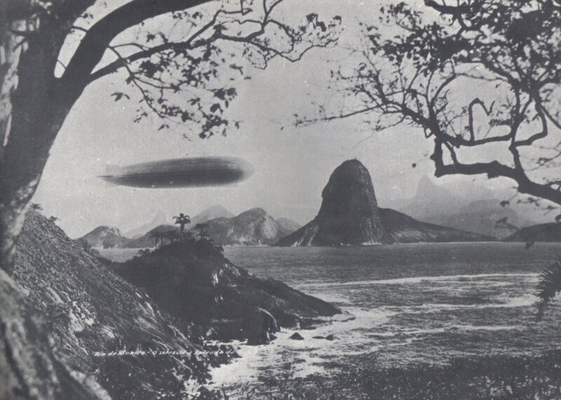 LZ 127 «Граф Цеппелин» 1930: Дирижабль пролетает над заливом Гуанабара, Бразилия, 25 мая