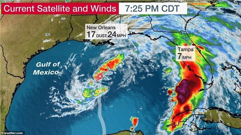 Тропический штор Кристобаль движется из Мексиканского залива в северном направлении