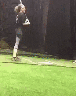 Гифки с девушками