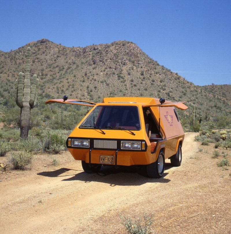 Phoenix Van — ретрофутуристический кемпер, который можно было построить самостоятельно