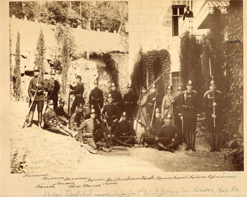 Младшие чины 49-ого пехотного Брестского полка. 1882г