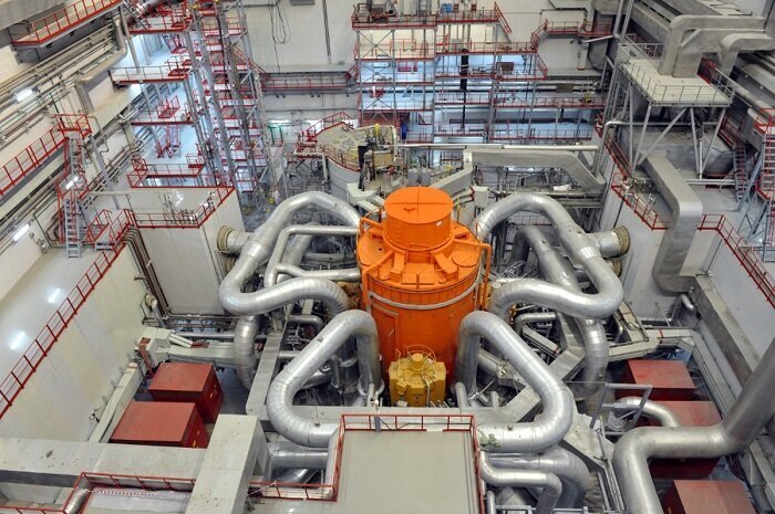 Первый энергоблок АЭС, полностью работающий на возобновляемом ядерном топливе