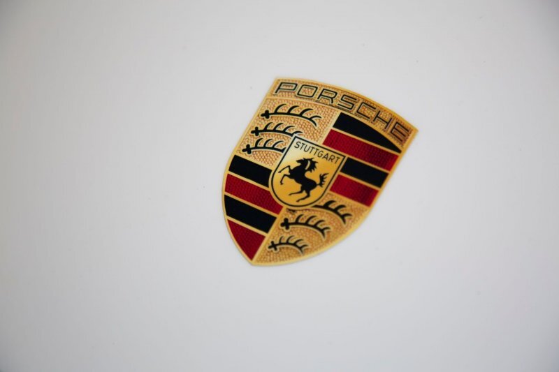 На нем так и не поездили! Коллекционный гоночный Porsche 935 2020 года