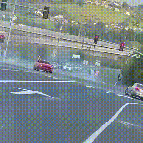 Больше она с ним кататься не будет