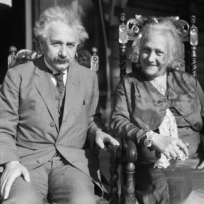 Альберт Эйнштейн и Эльза Ловенталь
