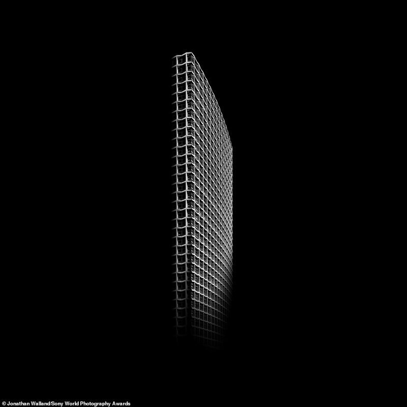 Башня Сентер-Пойнт в центре Лондона - пример минимализма в современной архитектуре. Джонатан Уолл, Великобритания